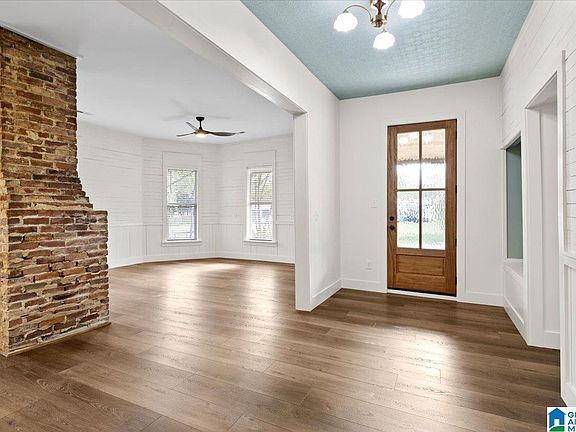 4th image of 2093 Shanghai Rd