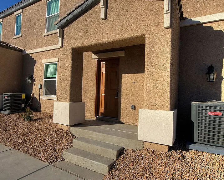 5205 Silica Chalk Ave — Photo 3