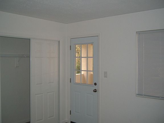 3rd image of 8101 William Moyers Ave NE