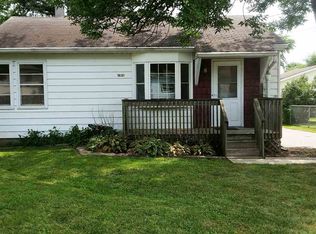 1031 S Pioneer St, Davenport, IA 52802