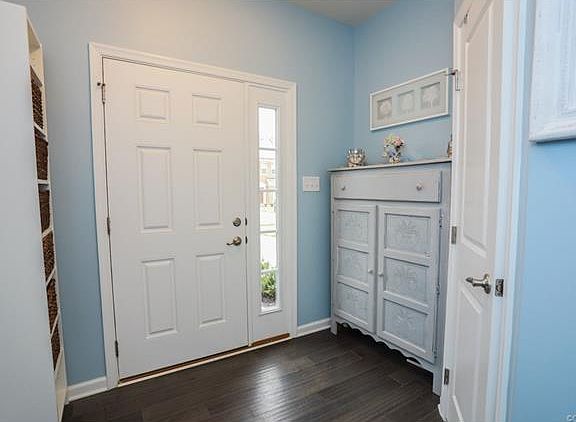 3rd image of 8904 Ringview Dr #8904