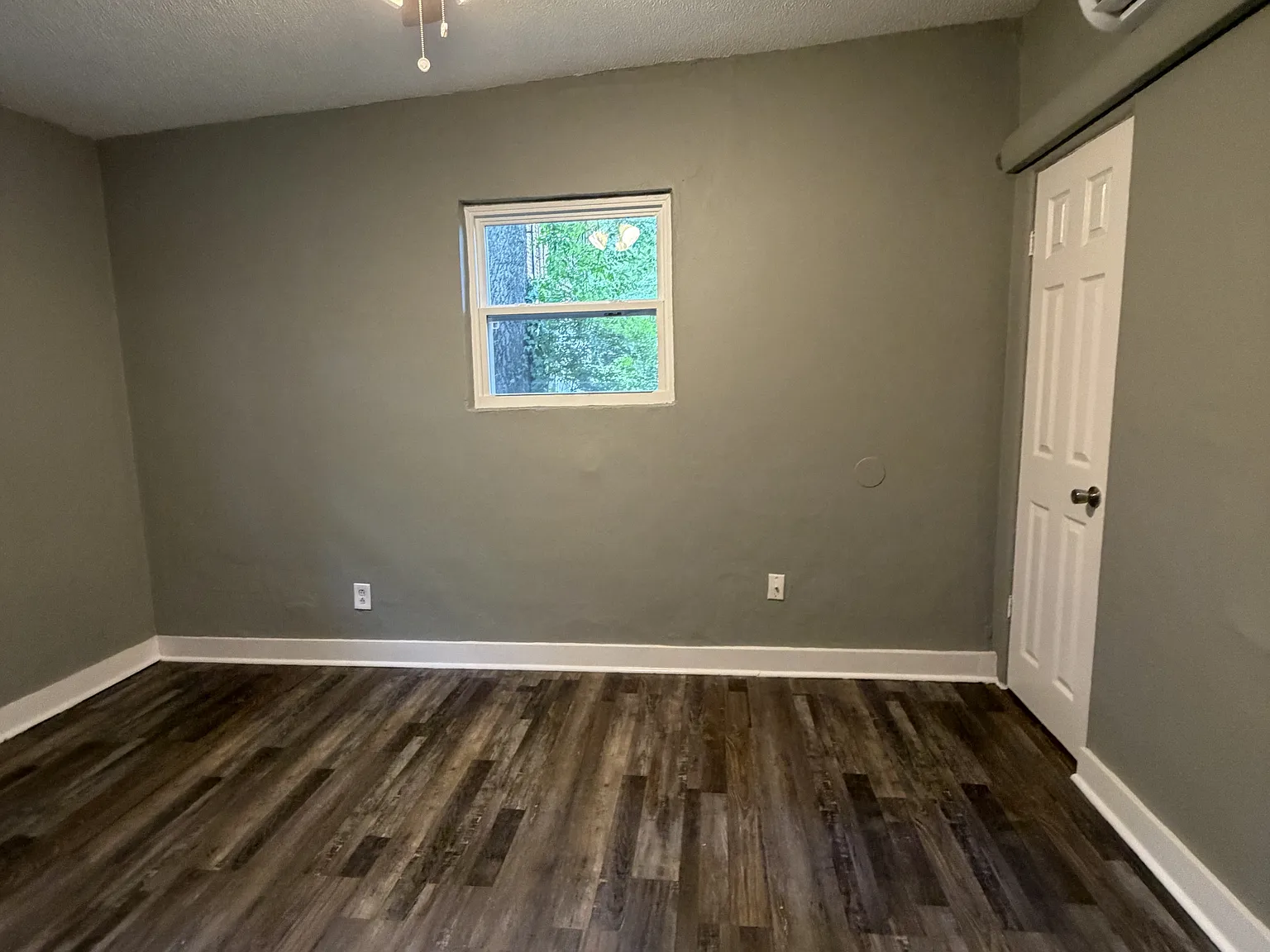 4607 Highland Avenue - 1 — Photo 3