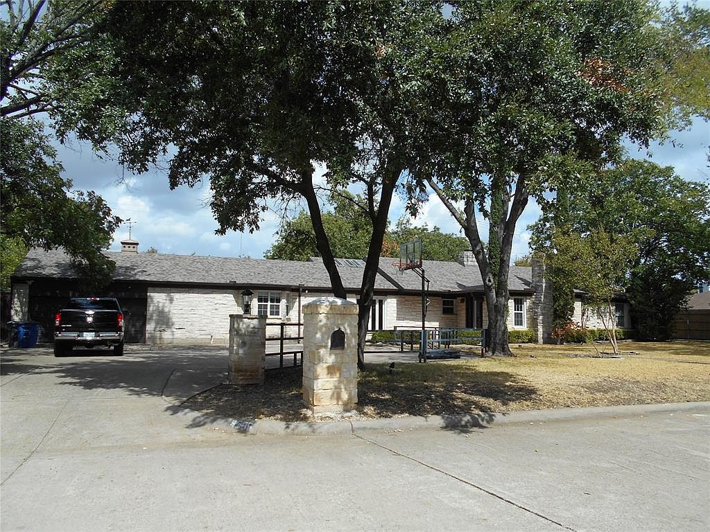 4565 Thunder Rd, Dallas, TX 75244 Zillow
