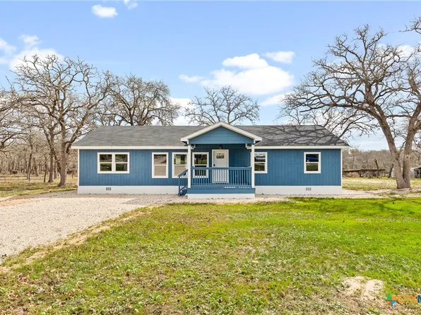 6638 Hickory Forrest Dr, Seguin, TX 78155