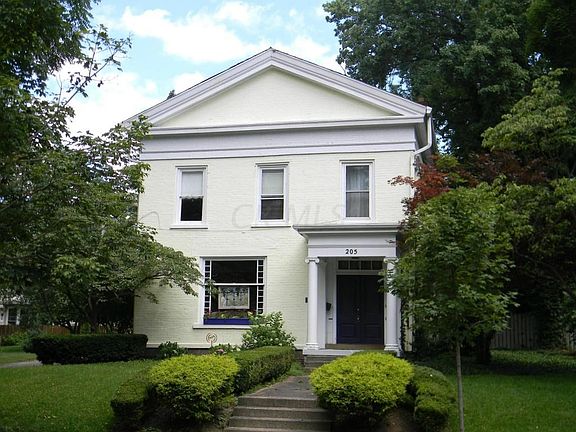3rd image of 205 E Gambier St