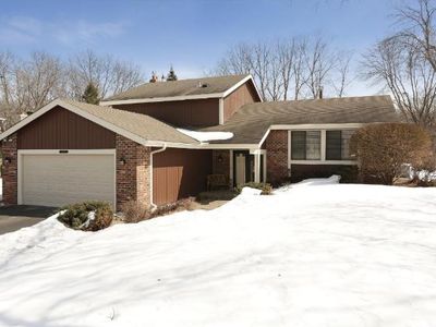 9465 Leaftop Cir, Eden Prairie, MN, 55347