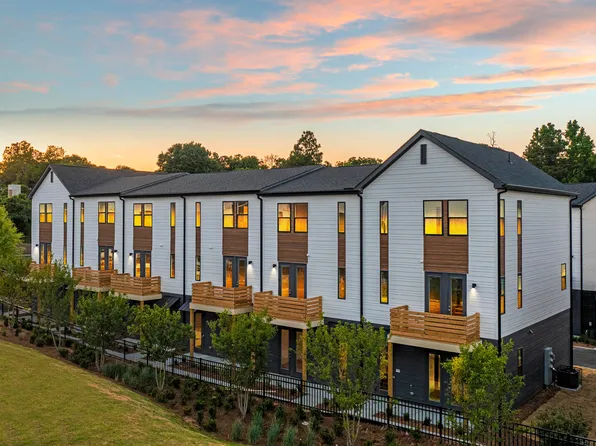 Saylor at Southside Trail