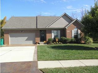 114 N Country Dr, Shelbyville, KY 40065