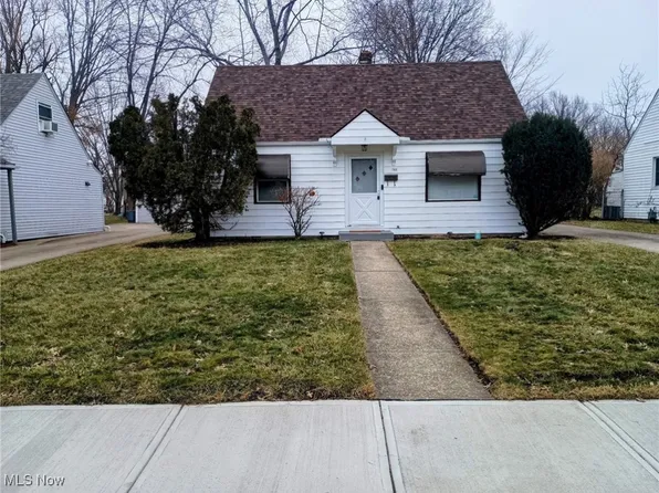 705 E 258th St, Euclid, OH 44132