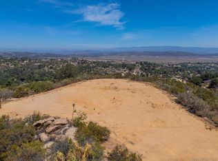 16308 Via Penasco, Ramona, CA 92065