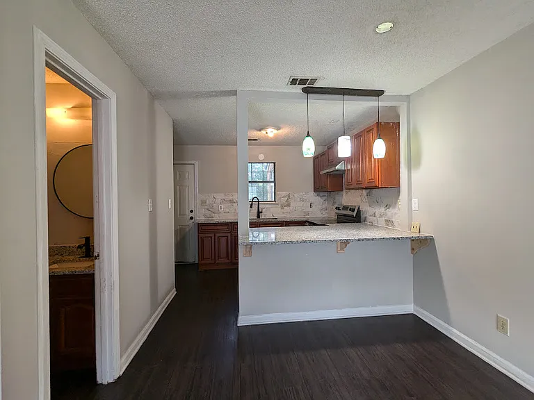 3728 Oakwood Hills Dr #B — Photo 8