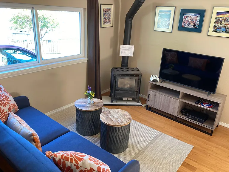 2823 Lake Whatcom Blvd — Photo 4