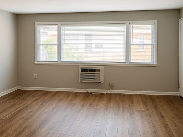 1417 N Broadway Ave #3