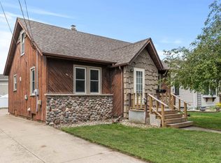 120 Lorraine Ave, Neenah, WI 54956