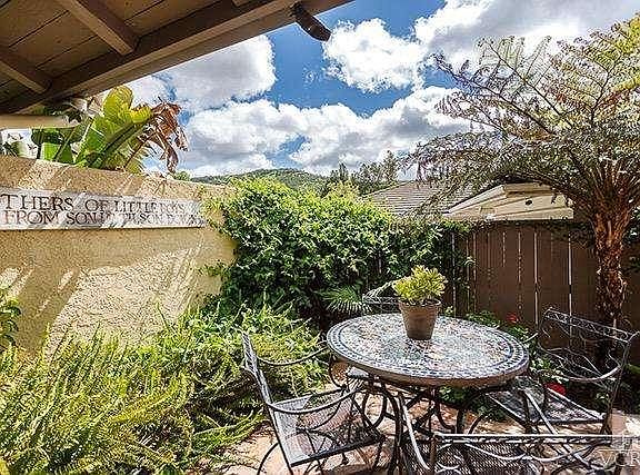 5th image of 4235 Hartfield Ct