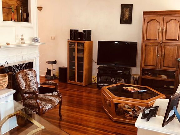 3rd image of 55 Naples Ave