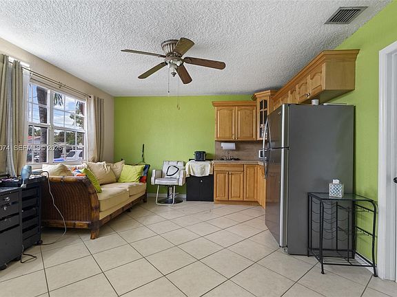 5th image of 5951 SW 4th St