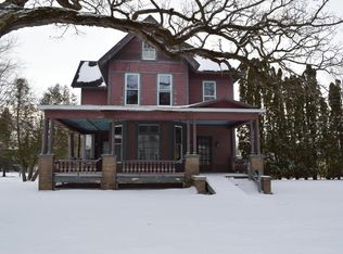 406 Kelly St, Charles City, IA 50616