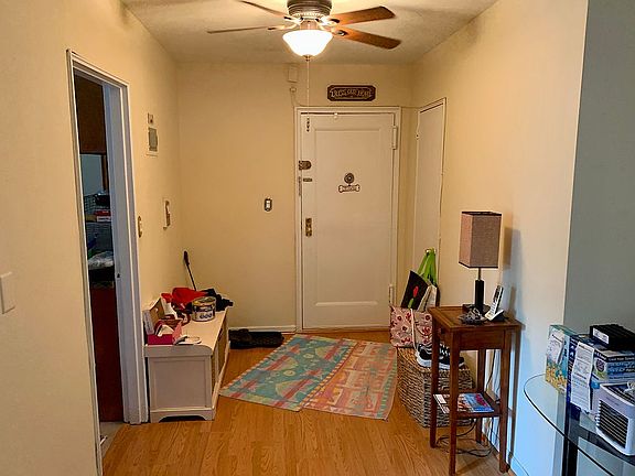 5th image of 40 Davenport Ave APT 1P