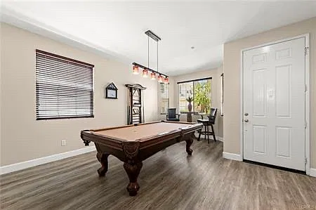 3 bed, 2.5 bath, 1980 sqft, $3,300 — Photo 2