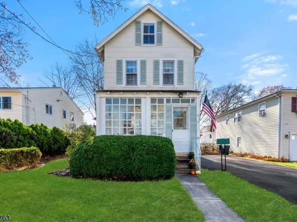 26 Maple Ave, Morris Plains Boro, NJ 07950