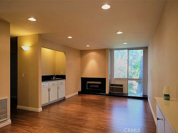 3rd image of 3601 W Hidden Ln Unit 121