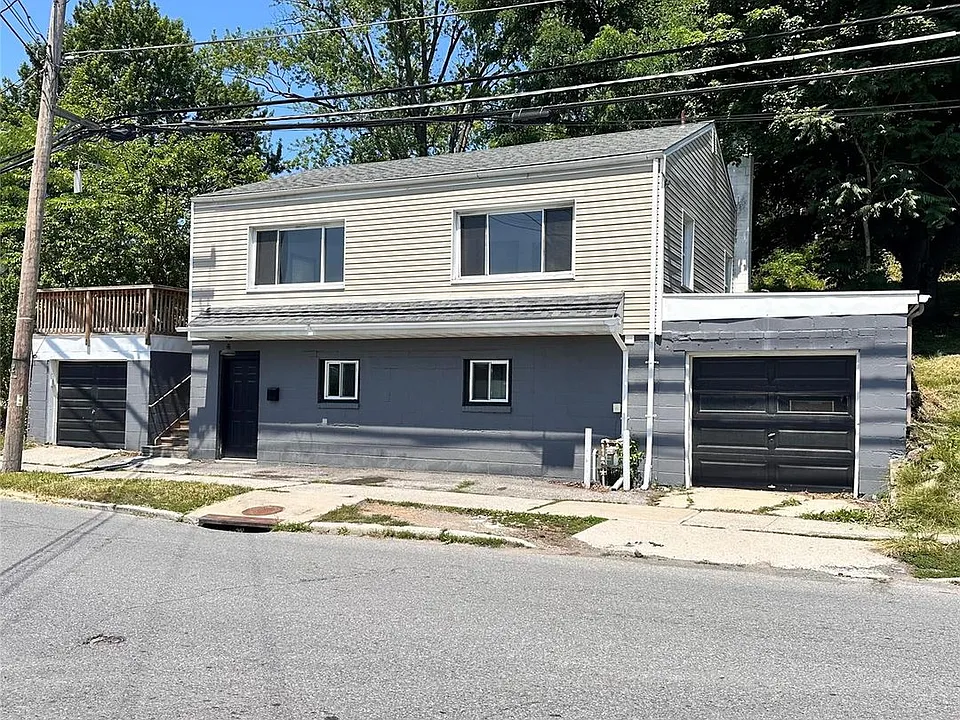 152 Smith St #2