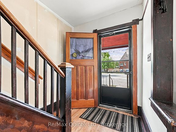 4th image of 26 Strachan St
