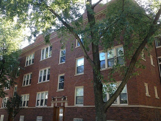 1st image of 3749 W Byron St #1