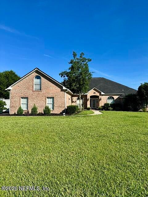 2nd image of 1204 PEMBROOKE Road