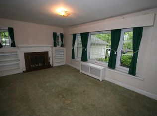 8 Moreland St, Worcester, MA 01609