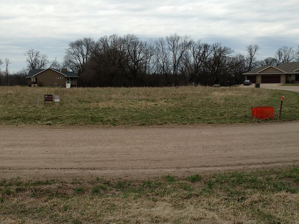 2nd image of 2301 Benz Circle Dakota West Addition