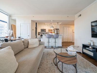 610 Newark St APT 4D, Hoboken, NJ, 07030