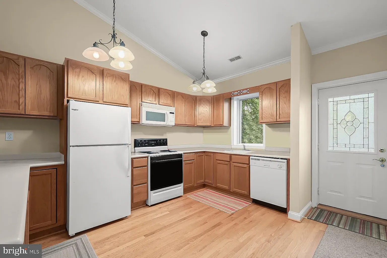 1 bed, 1200 sqft, $2,495 — Photo 3