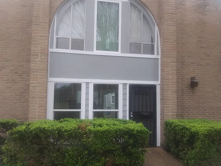 9411 Bassoon Dr — Photo 2