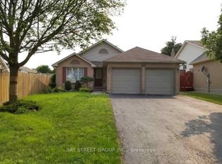 423 Timbercroft Cres, Waterloo, ON N2T 2J1
