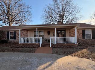 110 Lamb Ave, Macon, MO 63552