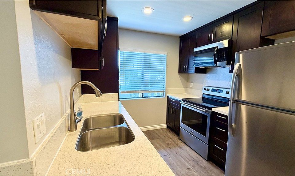1st image of 3028 W Cheryllyn Ln