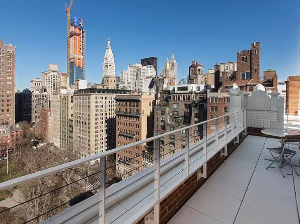 36 Gramercy Park E #Phc, New York, NY 10003