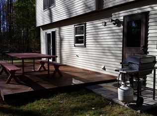 4 Esther Ct, North Brunswick, NJ 08902