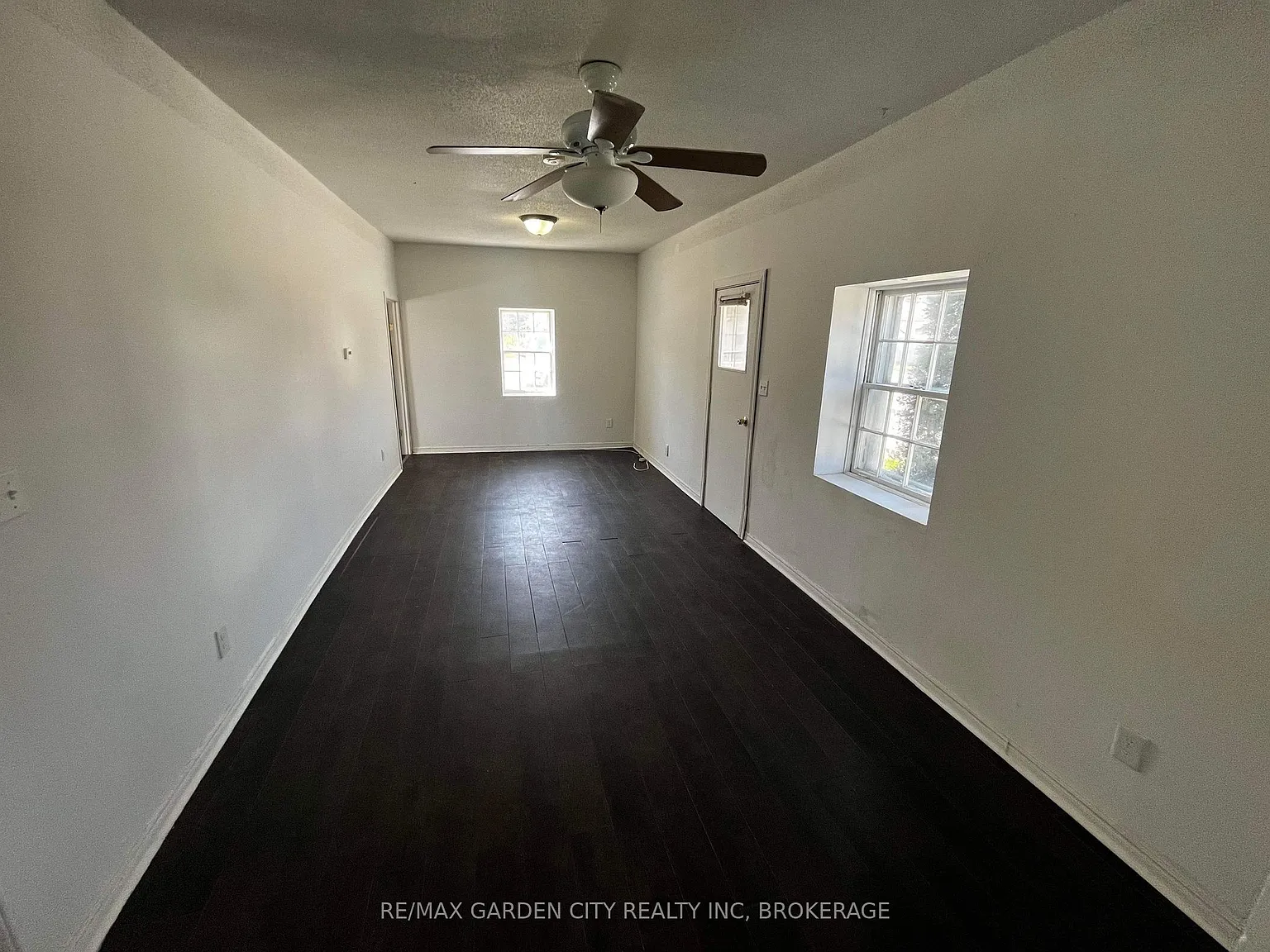 2 bed, $1,600 — Photo 4