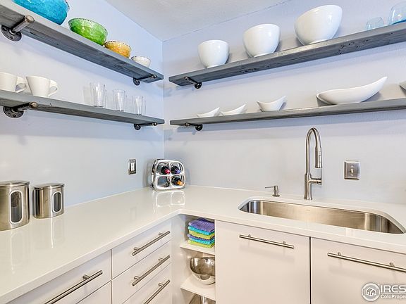 4th image of 1260 York St #204