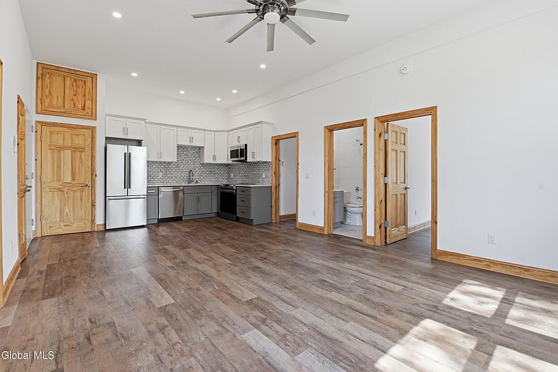 3rd image of 66 Horicon Avenue #1E