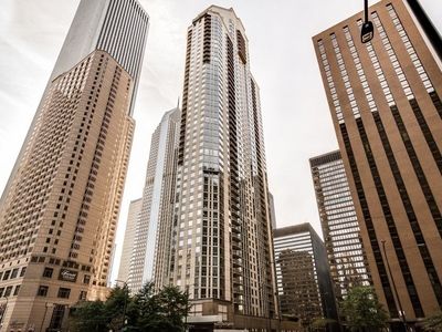 222 N Columbus Dr APT 1401, Chicago, IL, 60601