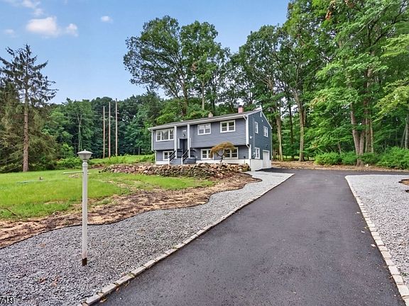 5th image of 150 Mount Olive Rd