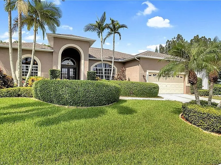 16604 Wellington Lakes Cir — Photo 1