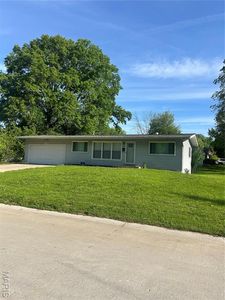1095 Rogers Ln, Florissant, MO, 63033