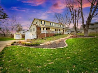 212 & 212 1/2 Lori Ln, Bedford, IN