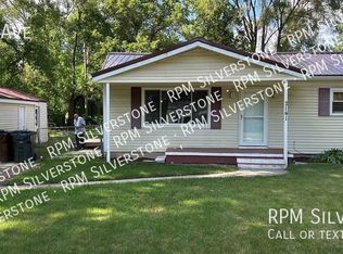 2141 Lee Ave, Shelby Township, MI 48317