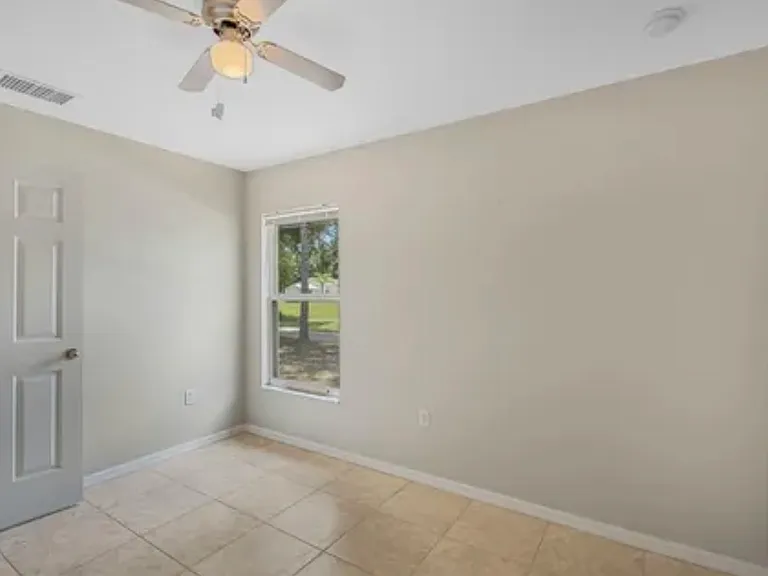 933 Van Loon Ct — Photo 15